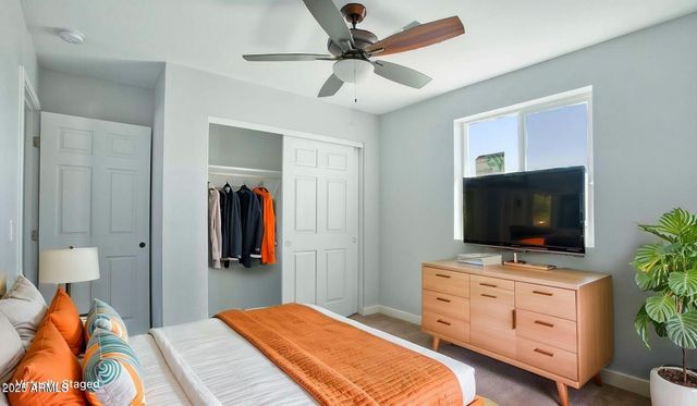 2825 E PUEBLO Avenue, Phoenix, AZ 85040