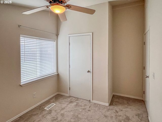 121 MATTHEW LEE Ct, Roseburg, OR 97471