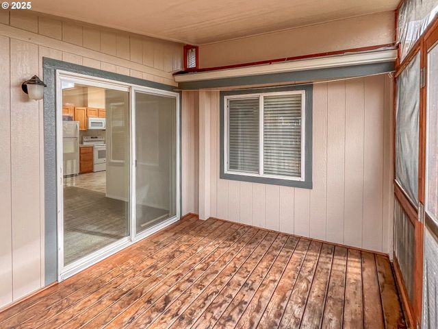 121 MATTHEW LEE Ct, Roseburg, OR 97471