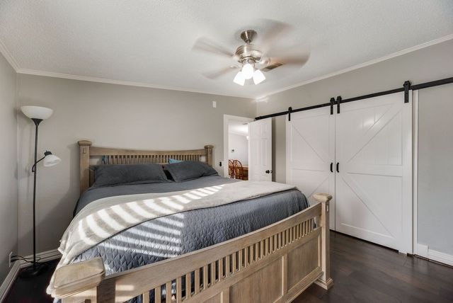 709 Ritchey Road, Valley View, TX 76272