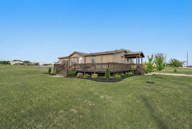 709 Ritchey Road, Valley View, TX 76272