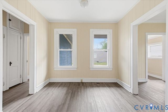 100 N 3rd Ave, Hopewell, VA 23860