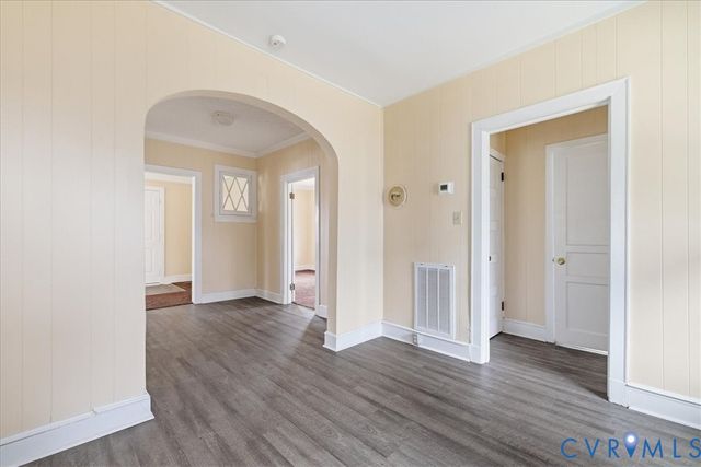 100 N 3rd Ave, Hopewell, VA 23860