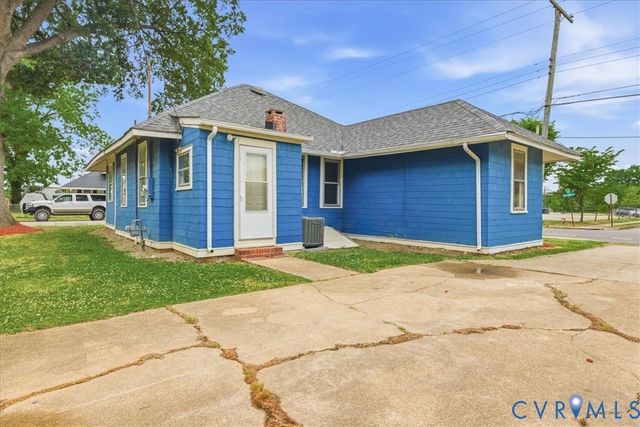 100 N 3rd Ave, Hopewell, VA 23860