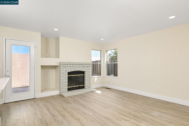 2169 Rain Drop Cir, Pittsburg, CA 94565