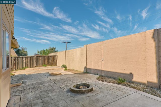 2169 Rain Drop Cir, Pittsburg, CA 94565