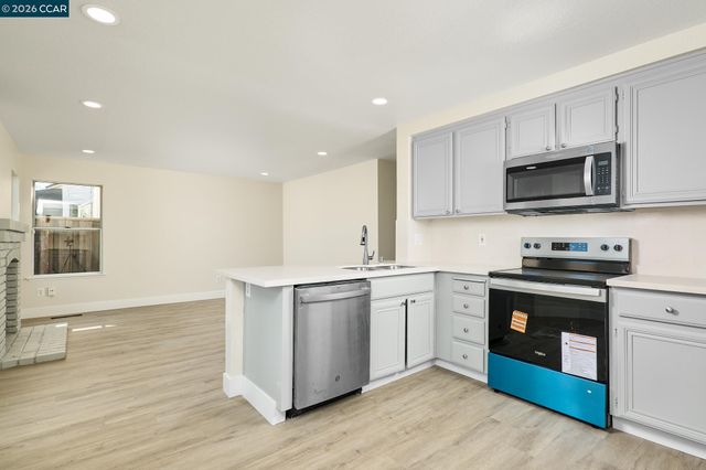 2169 Rain Drop Cir, Pittsburg, CA 94565