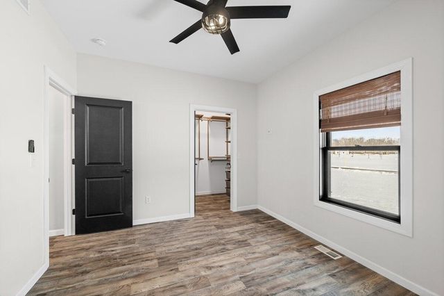 14275 Deer Path, Buchanan, MI 49107