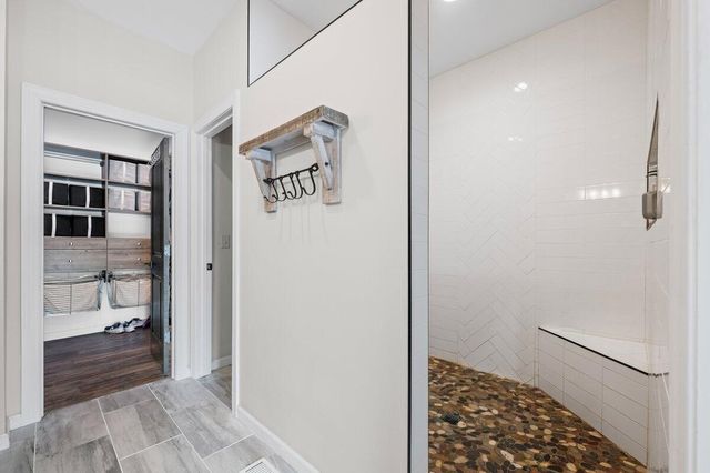 14275 Deer Path, Buchanan, MI 49107