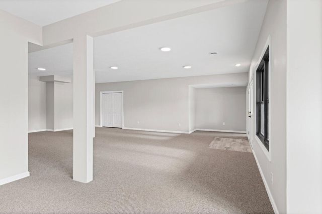 14275 Deer Path, Buchanan, MI 49107