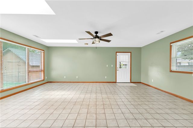 1508 SE S Street, Bentonville, AR 72712