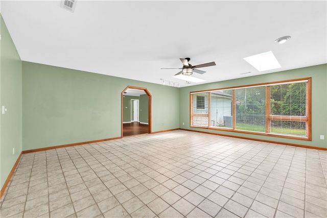 1508 SE S Street, Bentonville, AR 72712