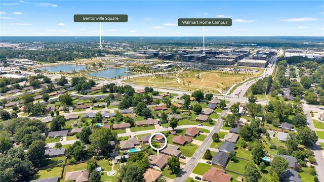 1508 SE S Street, Bentonville, AR 72712