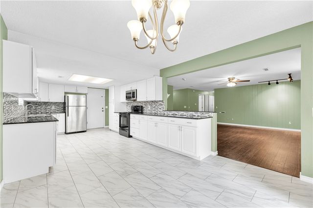 1508 SE S Street, Bentonville, AR 72712