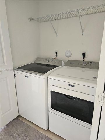 278 NE 208th Ter, Miami, FL 33179