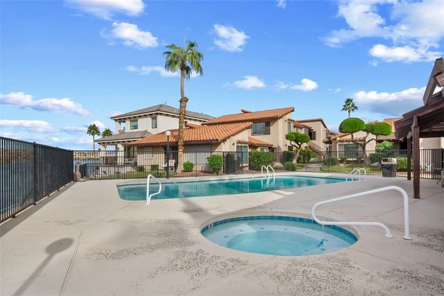 201 Riverfront Drive 17, Bullhead City, AZ 86442