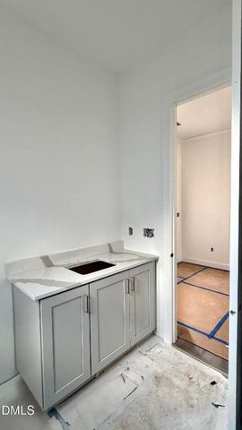 2232 Abbeyhill Drive 107, Raleigh, NC 27610