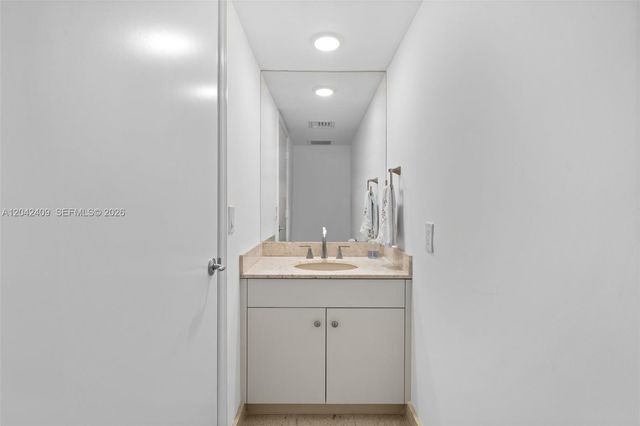 1500 S Ocean Boulevard 804, Boca Raton, FL 33432