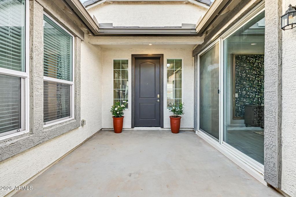 Image 10 of property listing at 37918 W SAN CLEMENTE Street, Maricopa, AZ 85138