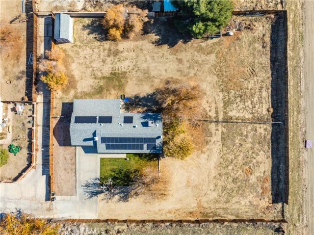 17360 Valeport, Lancaster, CA 93535