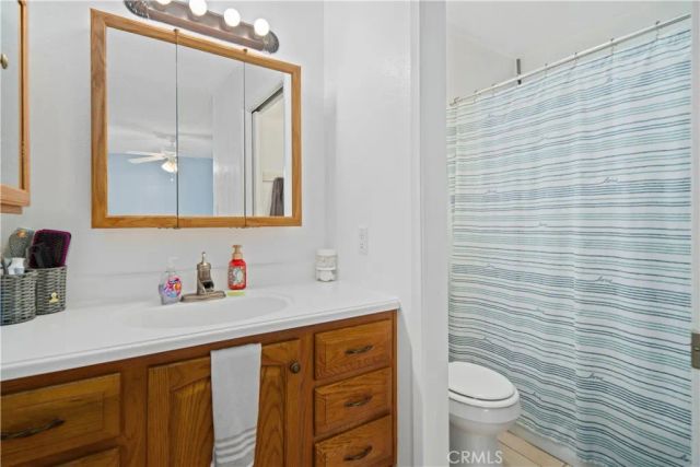 17360 Valeport, Lancaster, CA 93535