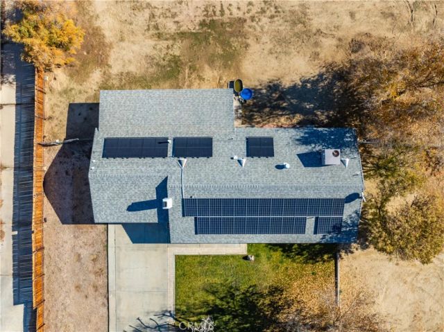 17360 Valeport, Lancaster, CA 93535