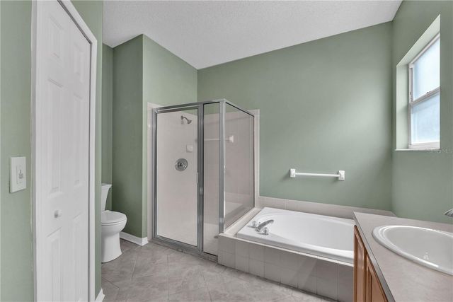 506 GREG STREET, Valrico, FL 33594