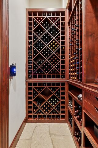 4715 W Northwest Highway, Dallas, TX 75220