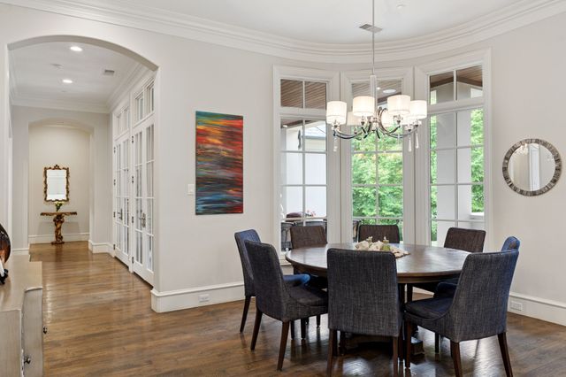 4715 W Northwest Highway, Dallas, TX 75220