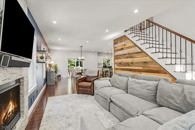 11 Ridge Pl, Wayne Twp., NJ 07470