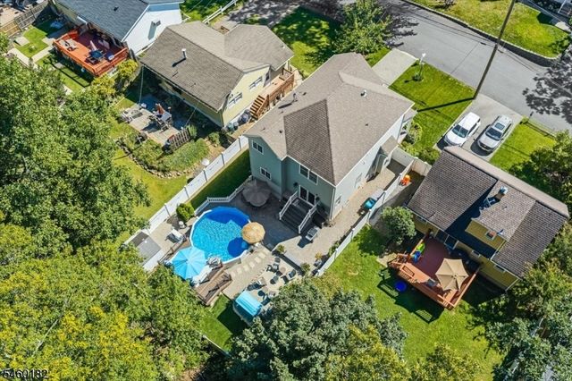 11 Ridge Pl, Wayne Twp., NJ 07470