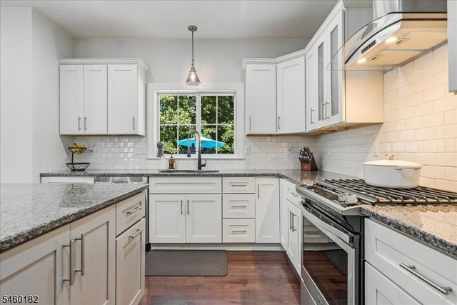 11 Ridge Pl, Wayne Twp., NJ 07470