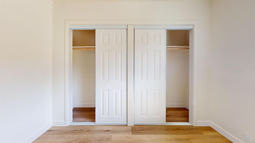 Image 21 of property listing at 4264 Holt, Fresno, CA 93705