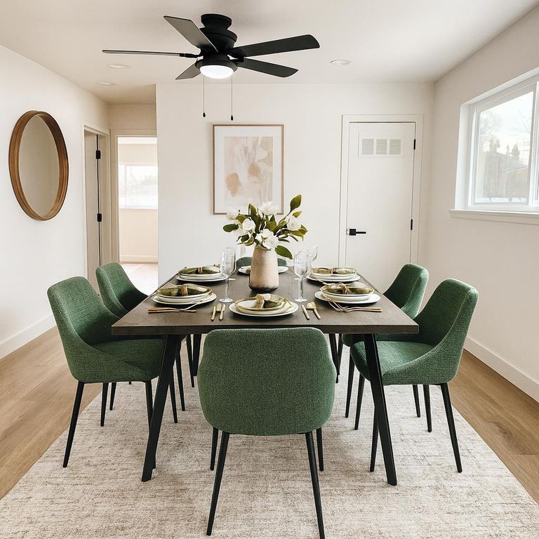 Image 4 of property listing at 4264 Holt, Fresno, CA 93705