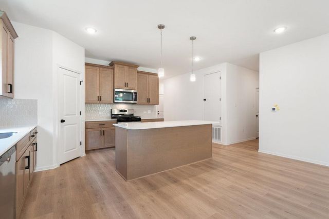 270 Pale Horse BND, Buda, TX 78610