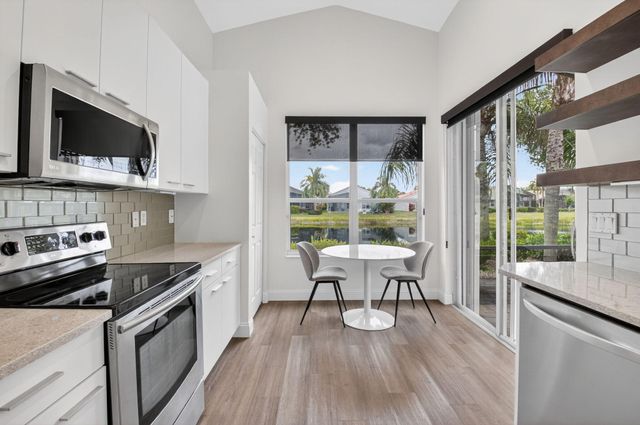 7440 W Mercada Way, Delray Beach, FL 33446