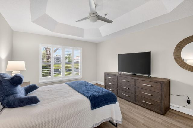 7440 W Mercada Way, Delray Beach, FL 33446