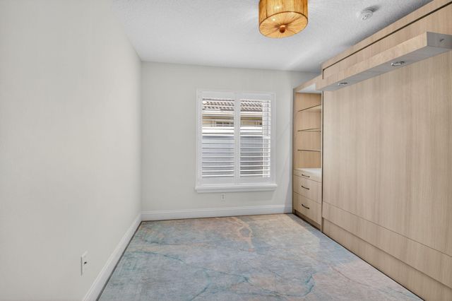 7440 W Mercada Way, Delray Beach, FL 33446