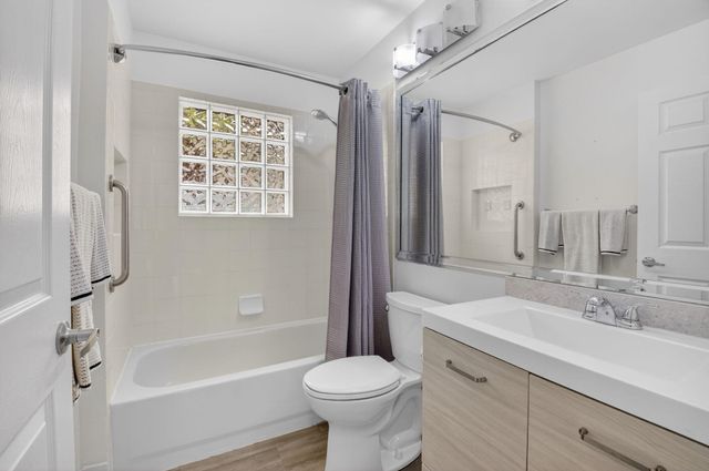 7440 W Mercada Way, Delray Beach, FL 33446