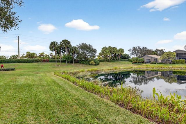 7440 W Mercada Way, Delray Beach, FL 33446