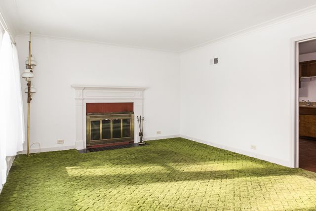 7340 W Keeney Street, Niles, IL 60714