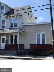 2212 LEHMAN ST, Lebanon, PA 17046