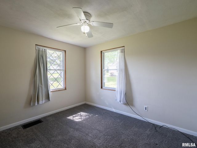 611 WOODLAND Trail, Washington, IL 61571