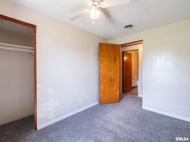 611 WOODLAND Trail, Washington, IL 61571