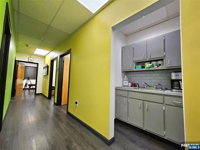 842 Clifton Avenue 6, Clifton, NJ 07013