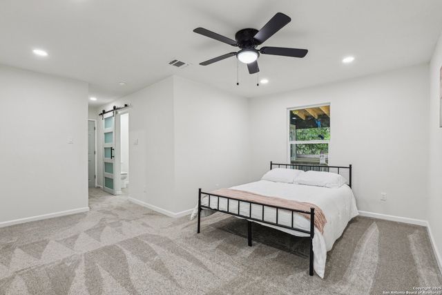 333 S Mesquite, New Braunfels, TX 78130