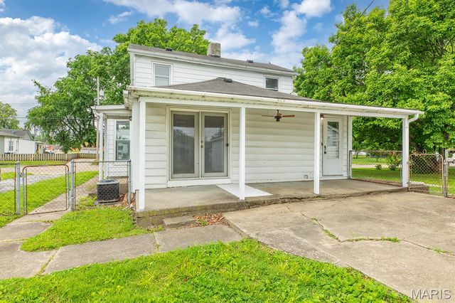 116 W Corbin Street, Bethalto, IL 62010