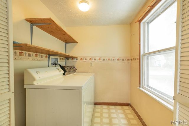 116 W Corbin Street, Bethalto, IL 62010