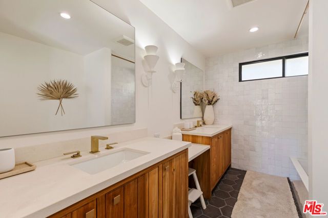 30607 La Sonora Drive, Malibu, CA 90265