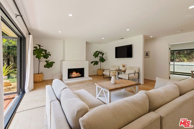 30607 La Sonora Drive, Malibu, CA 90265